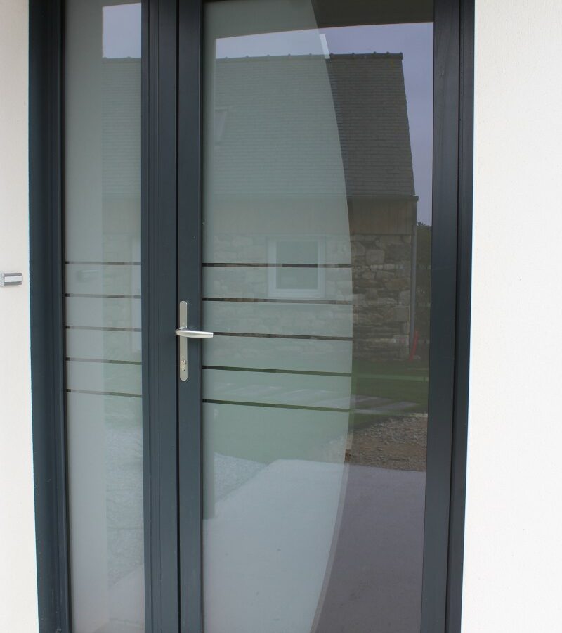 porte-alu-gris-anthracite-panneau-verre